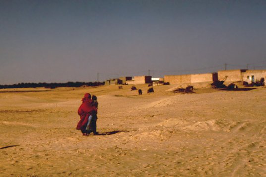 tunisia88_025 Small village near Douz