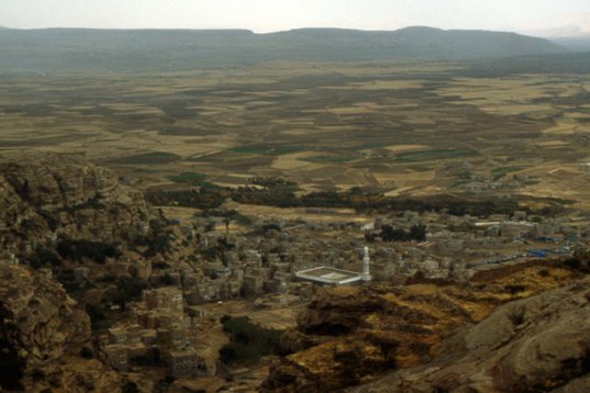 Yemen005 View of Shibam from Kawkaban